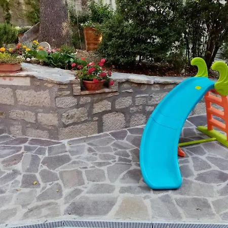 Casa Giardino * Guardiabruna