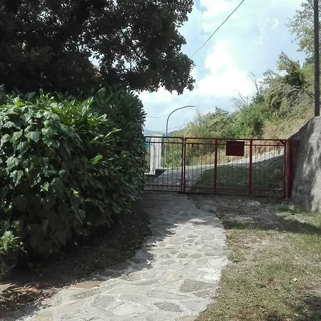 Feriehus Casa Giardino Guardiabruna